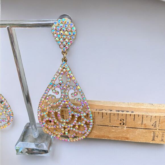 Crystal Teardrop Statement Earrings NEW - Picture 5 of 9